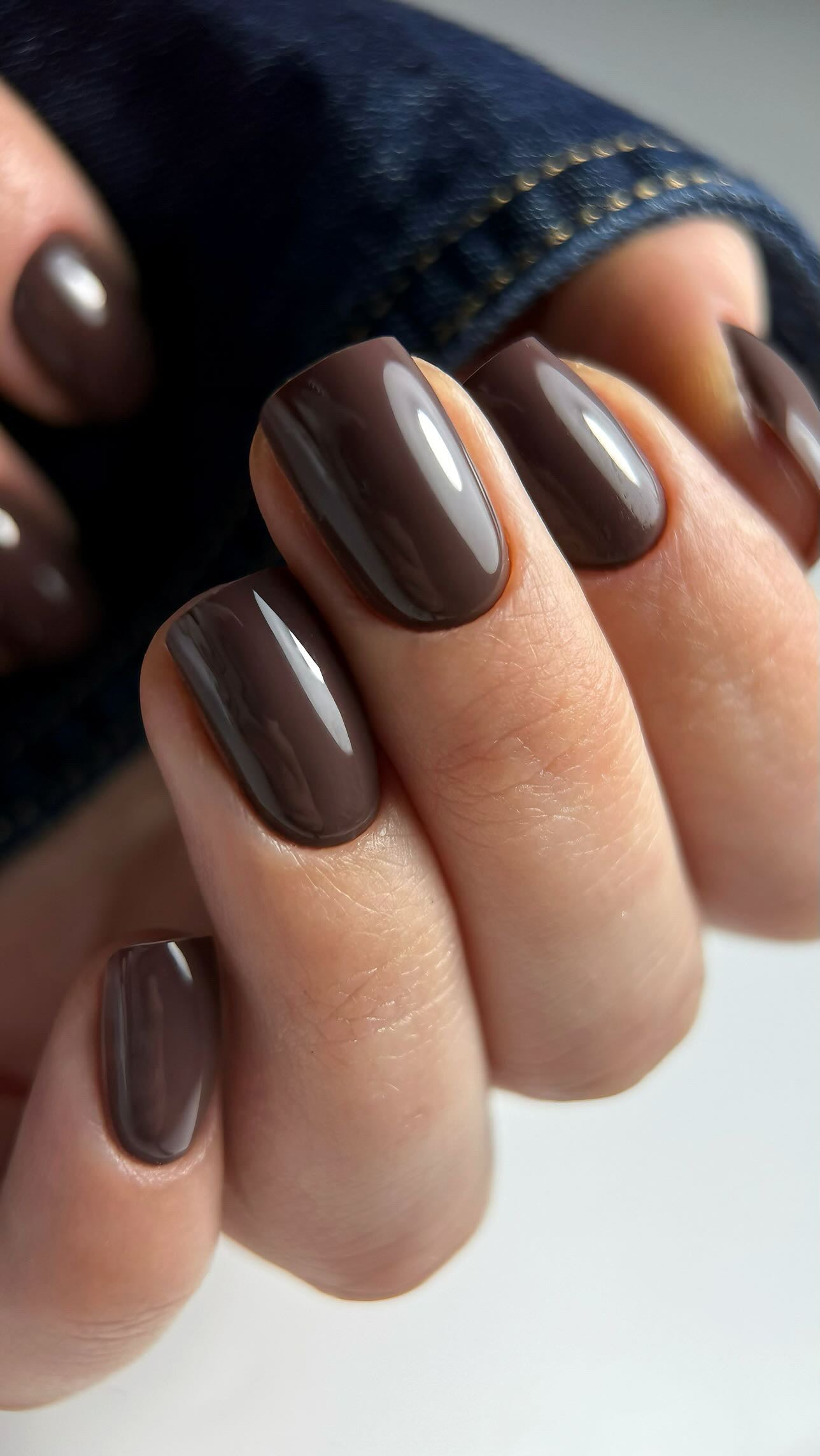 Gel polish mocha