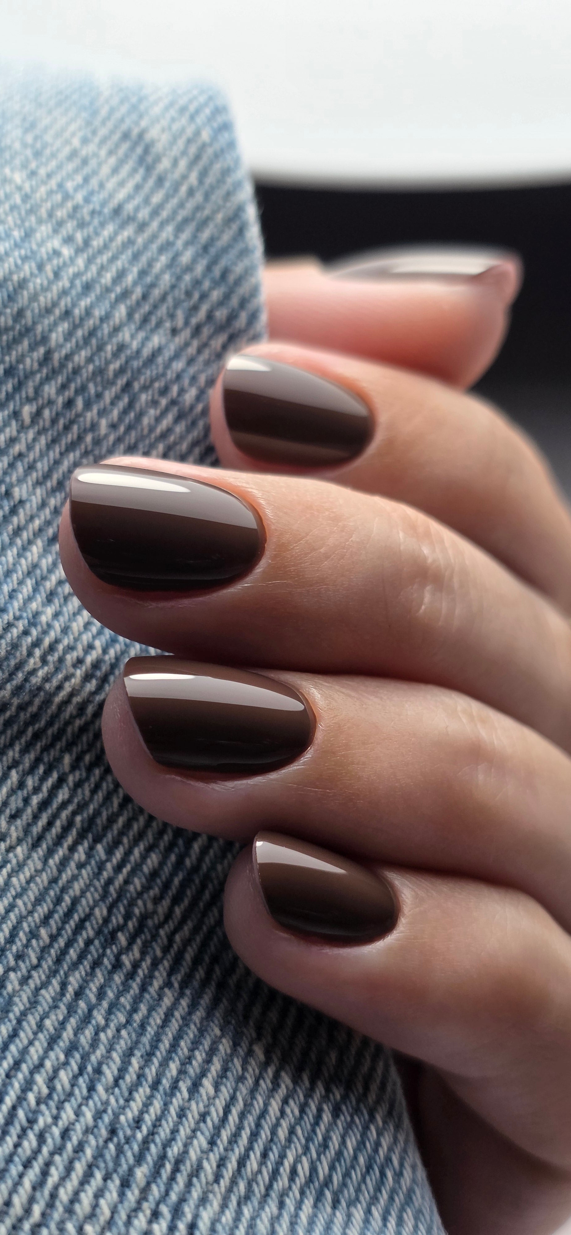 Gel polish mocha