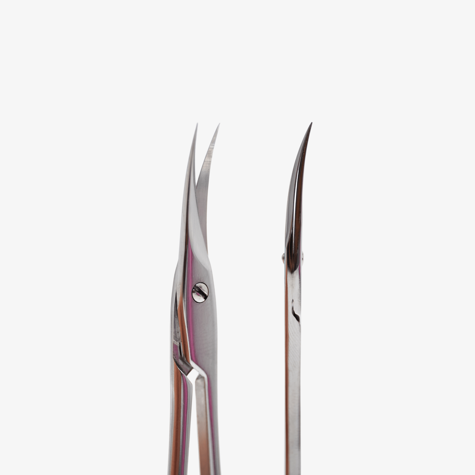 Ciseaux à cuticules ergonomiques Droitier - NAILS FRS
