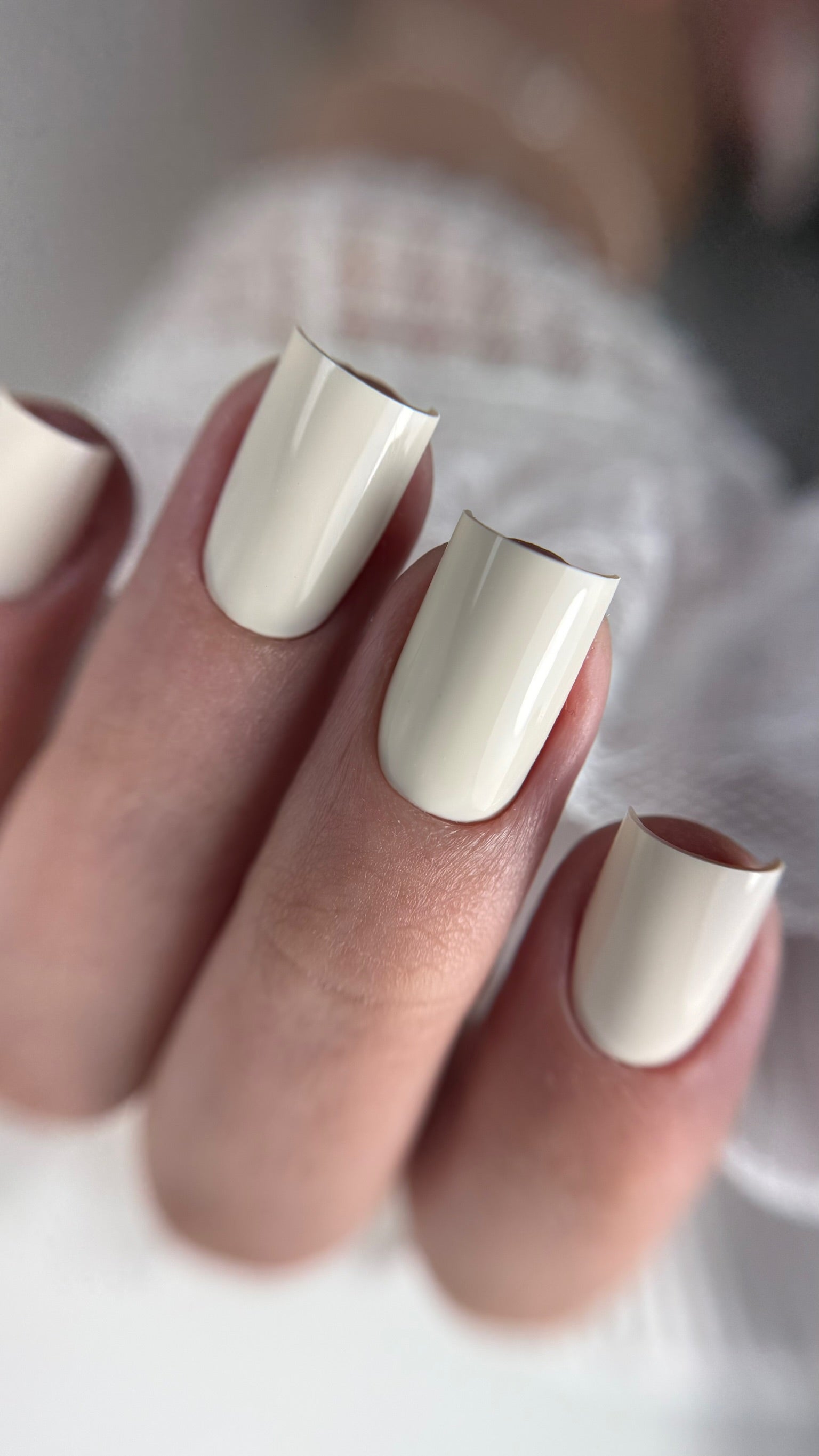 Gel polish Wedding