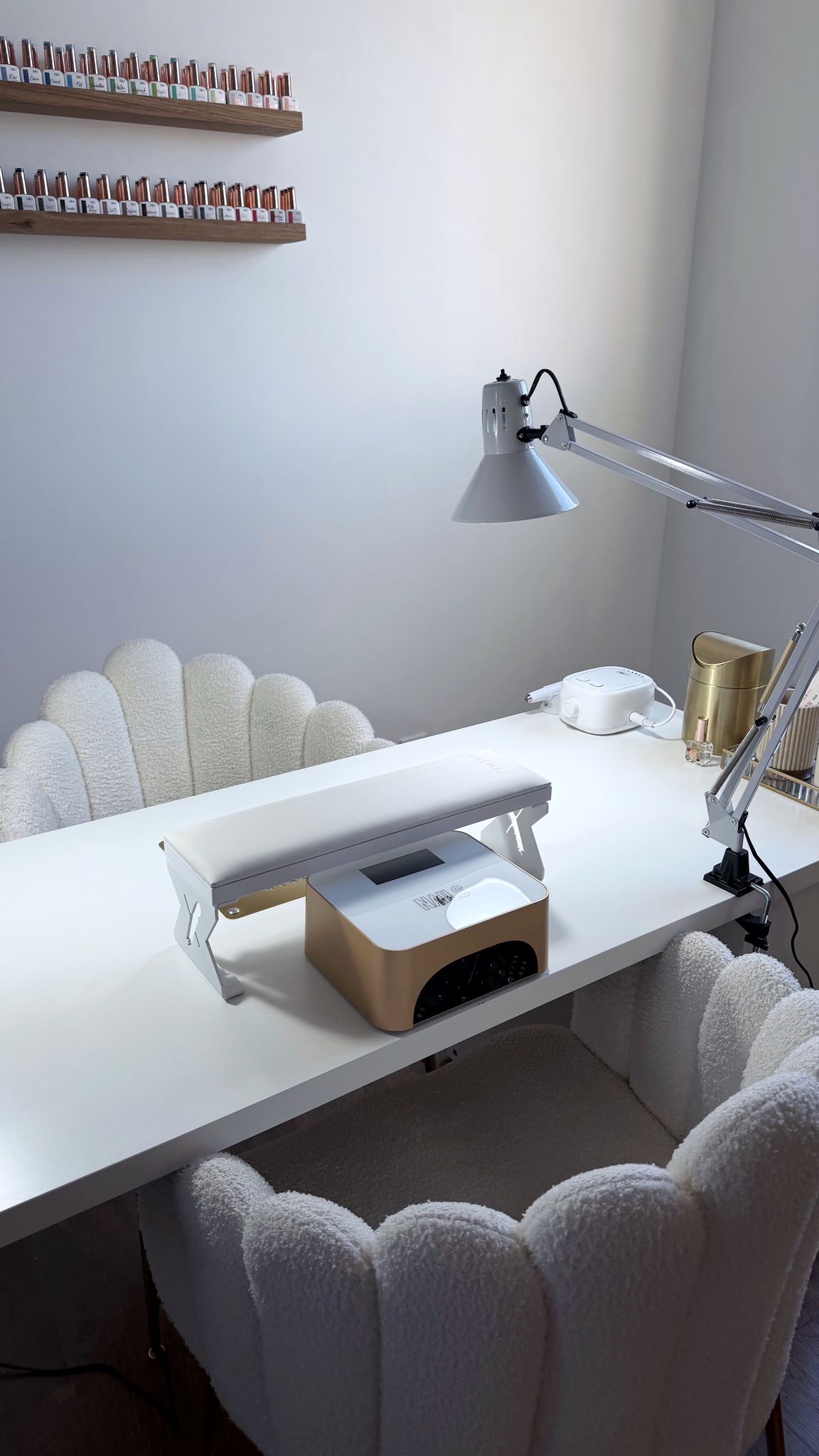 Lampe UV/LED Professionnelle NAILS FRS