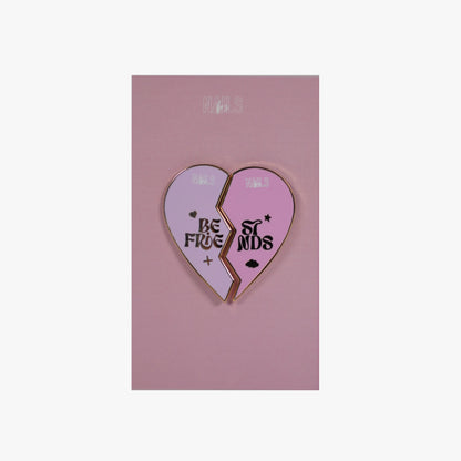 pin's nails frs à partager avec ca besties, pin's coeur moitié 