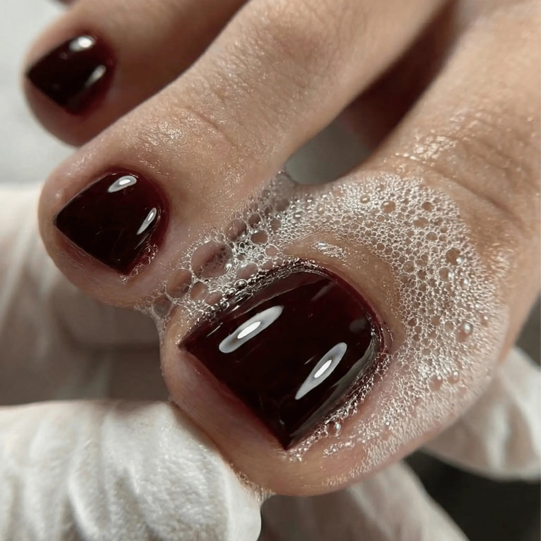 VSP OUTFIT nails frs rouge noir bordeau vernis 